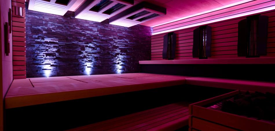 Valentine's Day at AquaForum - Relaxing with your loved one...
