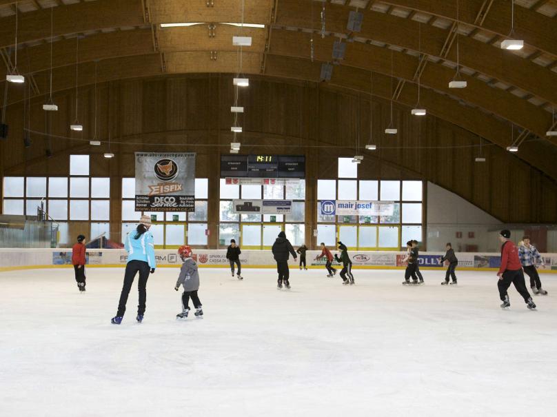 Ice skating at the IceForum Laces