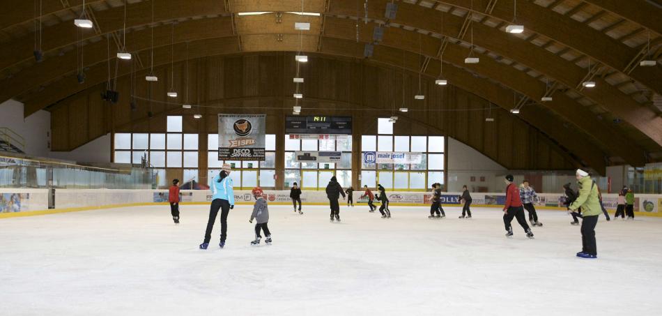 Ice skating at the IceForum Laces